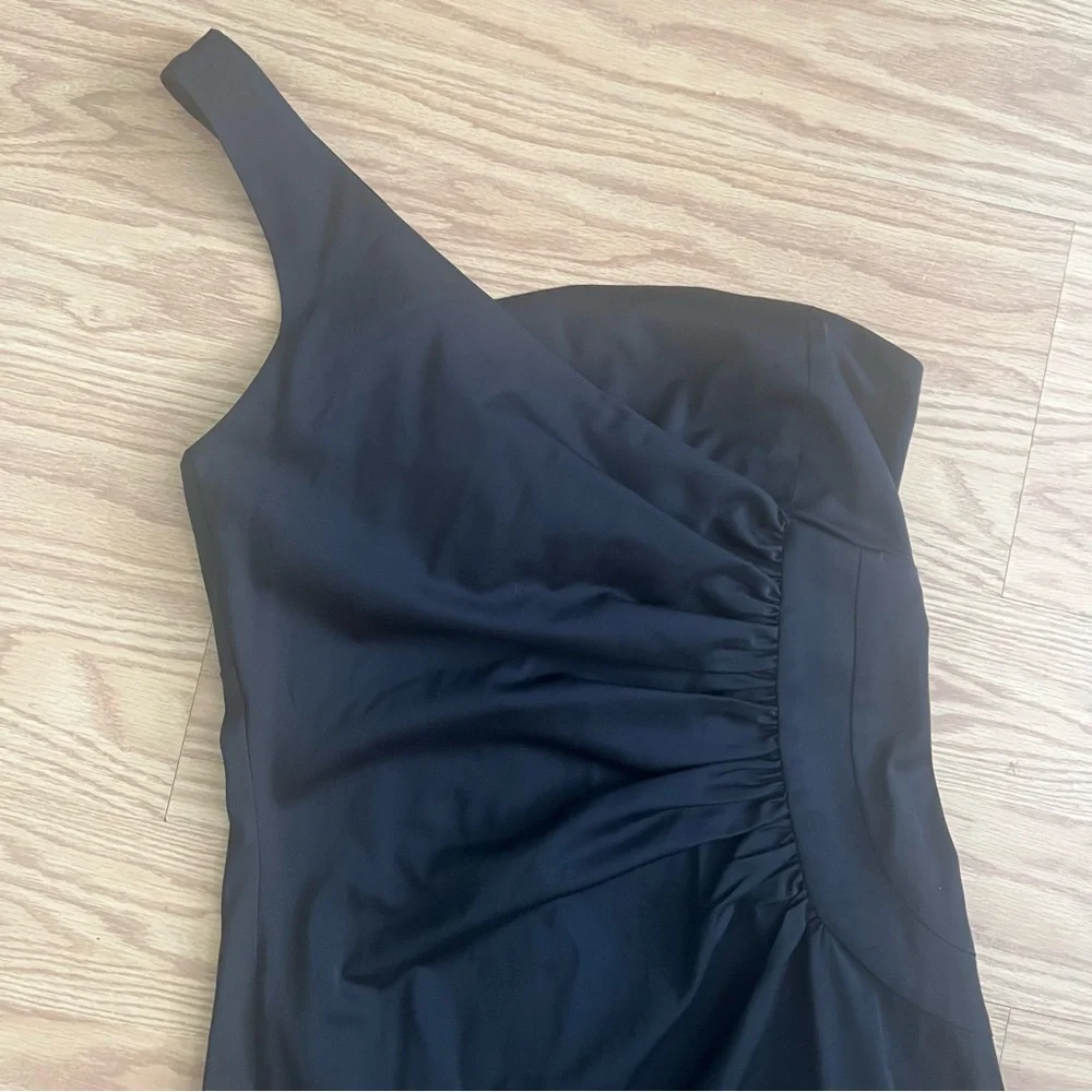 Italian made Elegant Black One-Shoulder Dress by SportStaff women’s size 8 - Picture 3 of 9